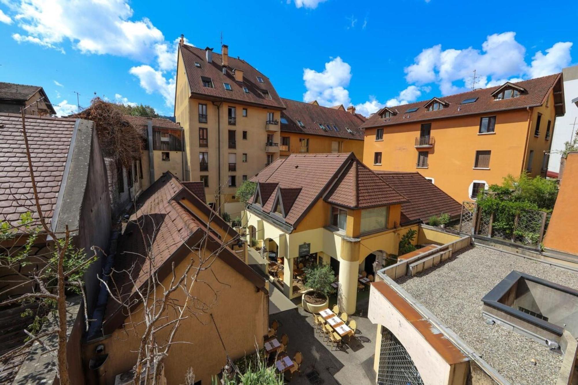 A L'Aventure ! Joli T2 Avec Balcon Centre Ville Annecy Esterno foto